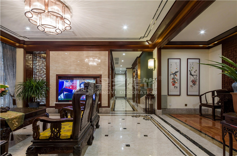 匯東逸墅沁園550平客廳實景圖