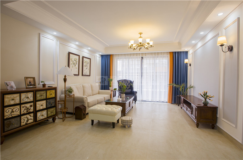 第四人民醫(yī)院單位房140平客廳裝修實景圖