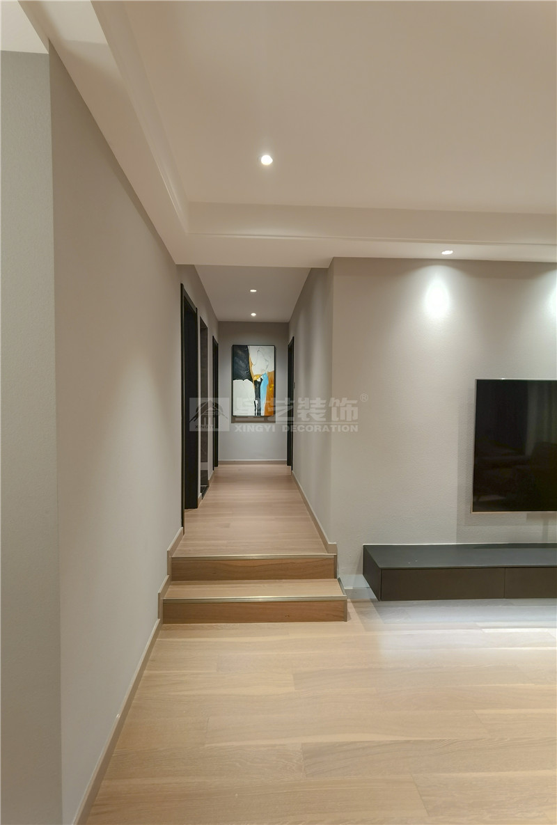 香格里拉花園137平過(guò)道裝修實(shí)景圖