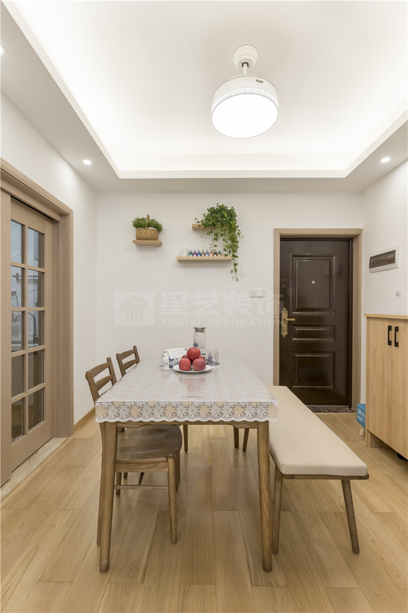 凱業(yè)花園100平餐廳裝修實景圖