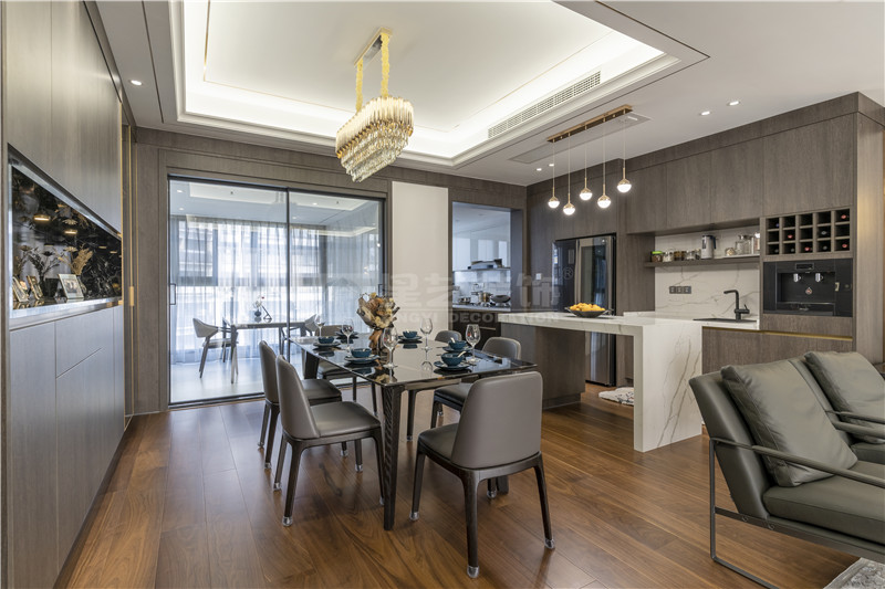 一品尊府220平餐廳裝修實景圖