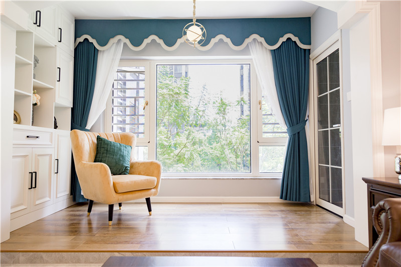 綠地國際花都120平陽臺飄窗裝修實(shí)景圖