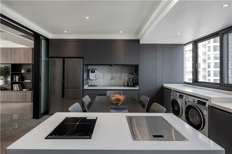 萬達(dá)茂140平廚房裝修實(shí)景圖