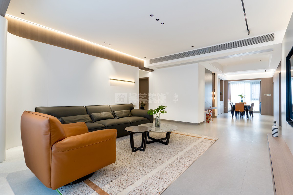 盛邦濱江府200平現代極簡客廳裝修實景