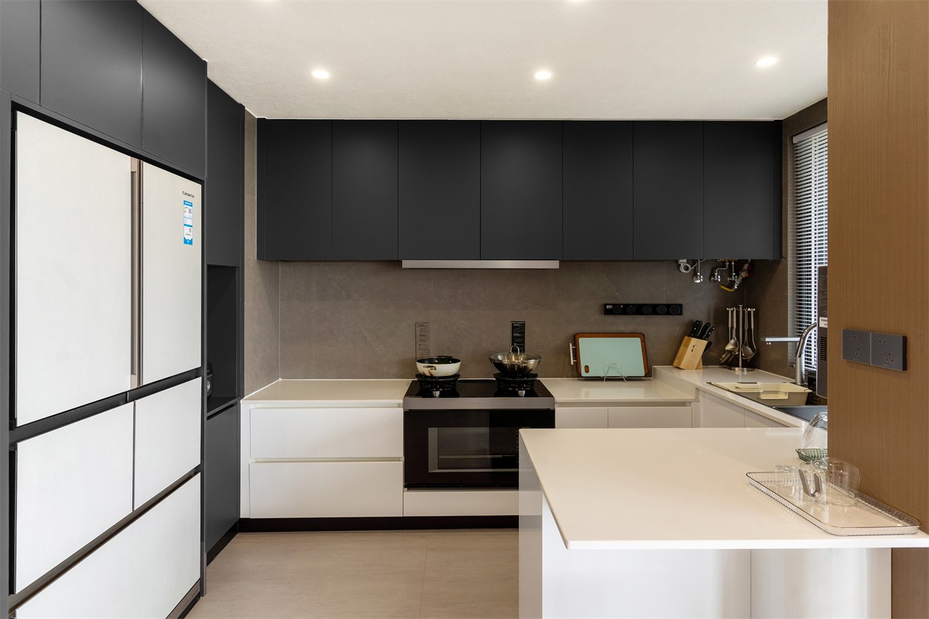 華潤(rùn)西園悅府167平意式風(fēng)格廚房裝修完工實(shí)景