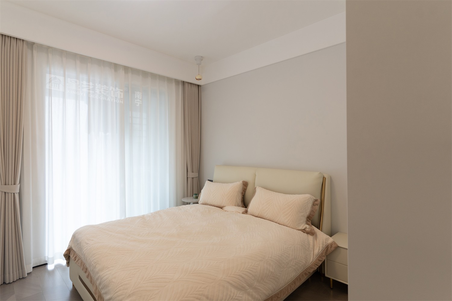 軌道御璽君臨灣140平臥室裝修完工實(shí)景圖