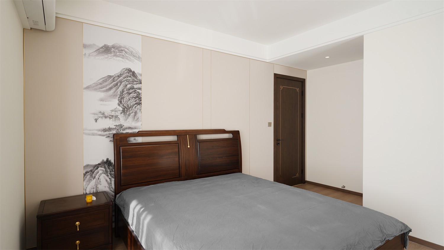 威寧青運村116平新中式臥室裝修完工實景圖