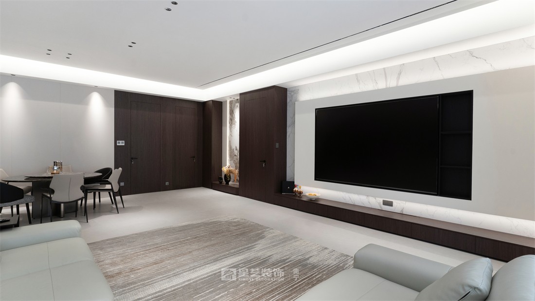 大唐臻觀196平現(xiàn)代簡約客廳裝修完工實(shí)景