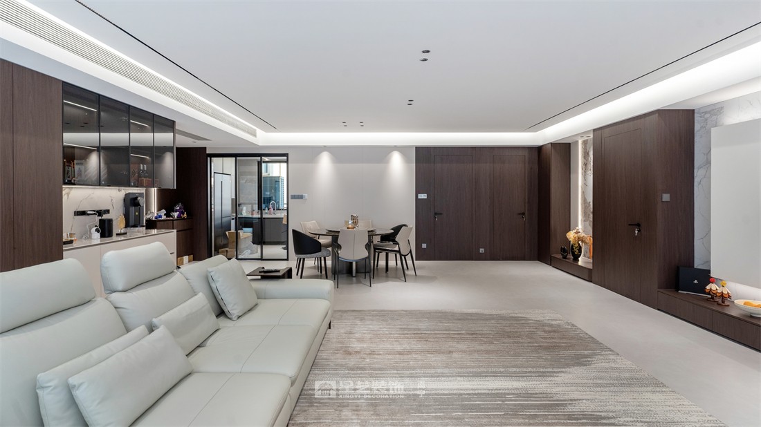 大唐臻觀196平現(xiàn)代簡約客餐廳裝修完工實(shí)景