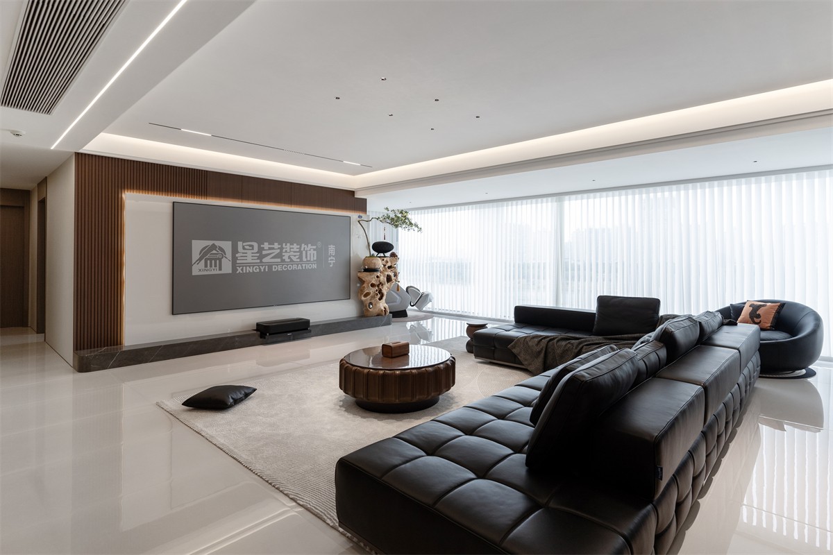 華潤(rùn)西園潤(rùn)府143平意式輕奢客廳裝修完工實(shí)景圖