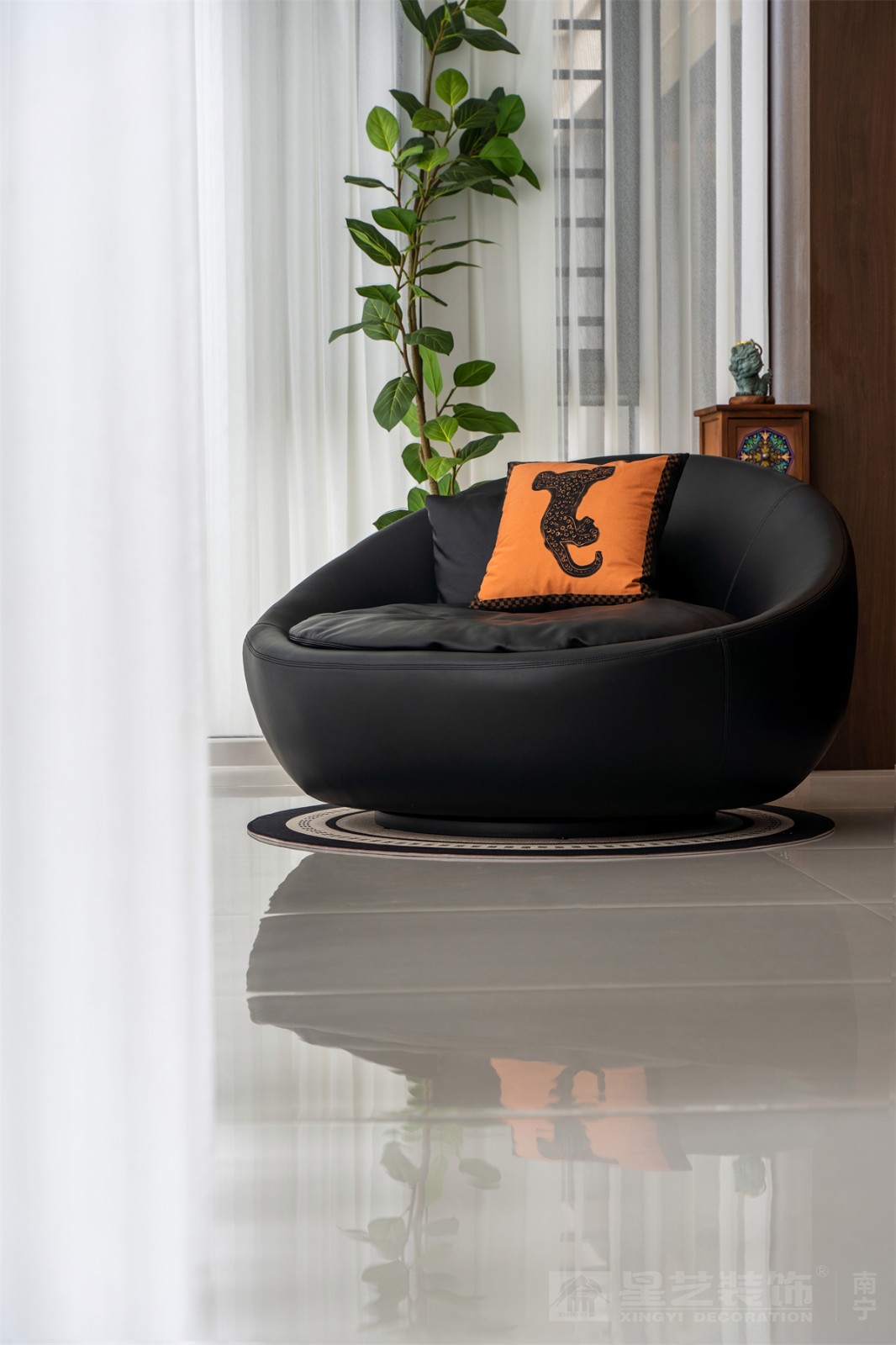 華潤(rùn)西園潤(rùn)府143平意式輕奢陽(yáng)臺(tái)裝修完工實(shí)景圖