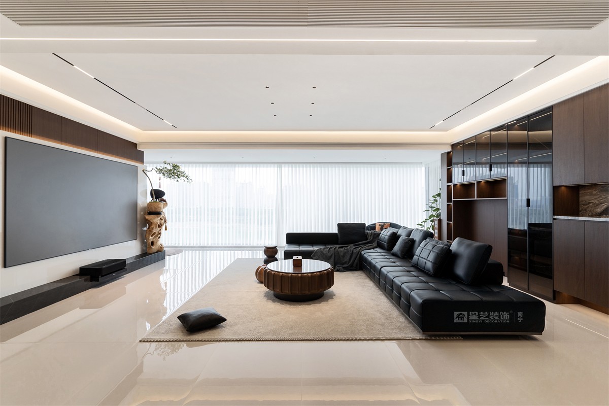 華潤(rùn)西園潤(rùn)府143平意式輕奢客廳裝修完工實(shí)景圖