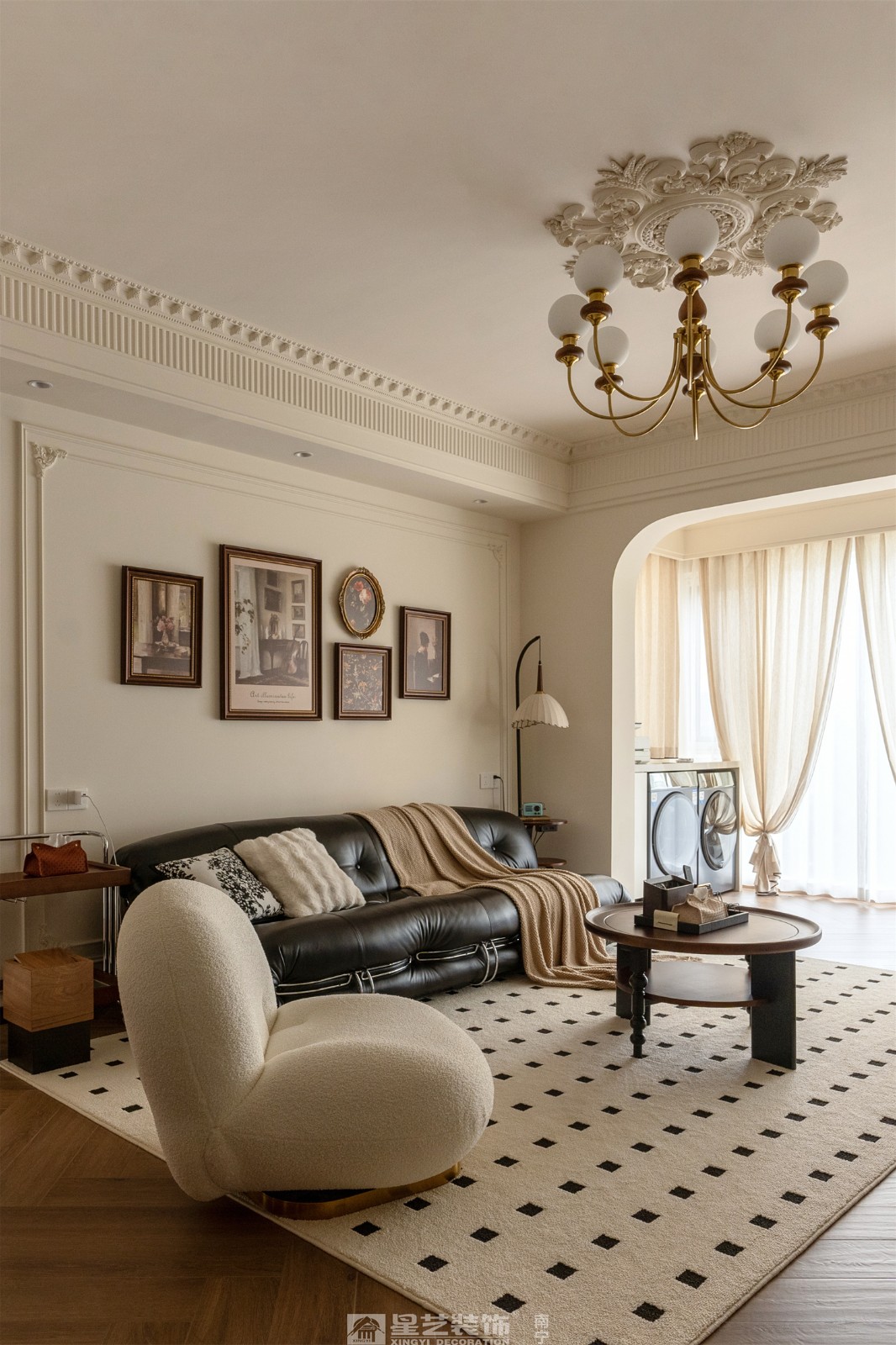 湖畔書院150平法式中古風客廳裝修完工實景圖