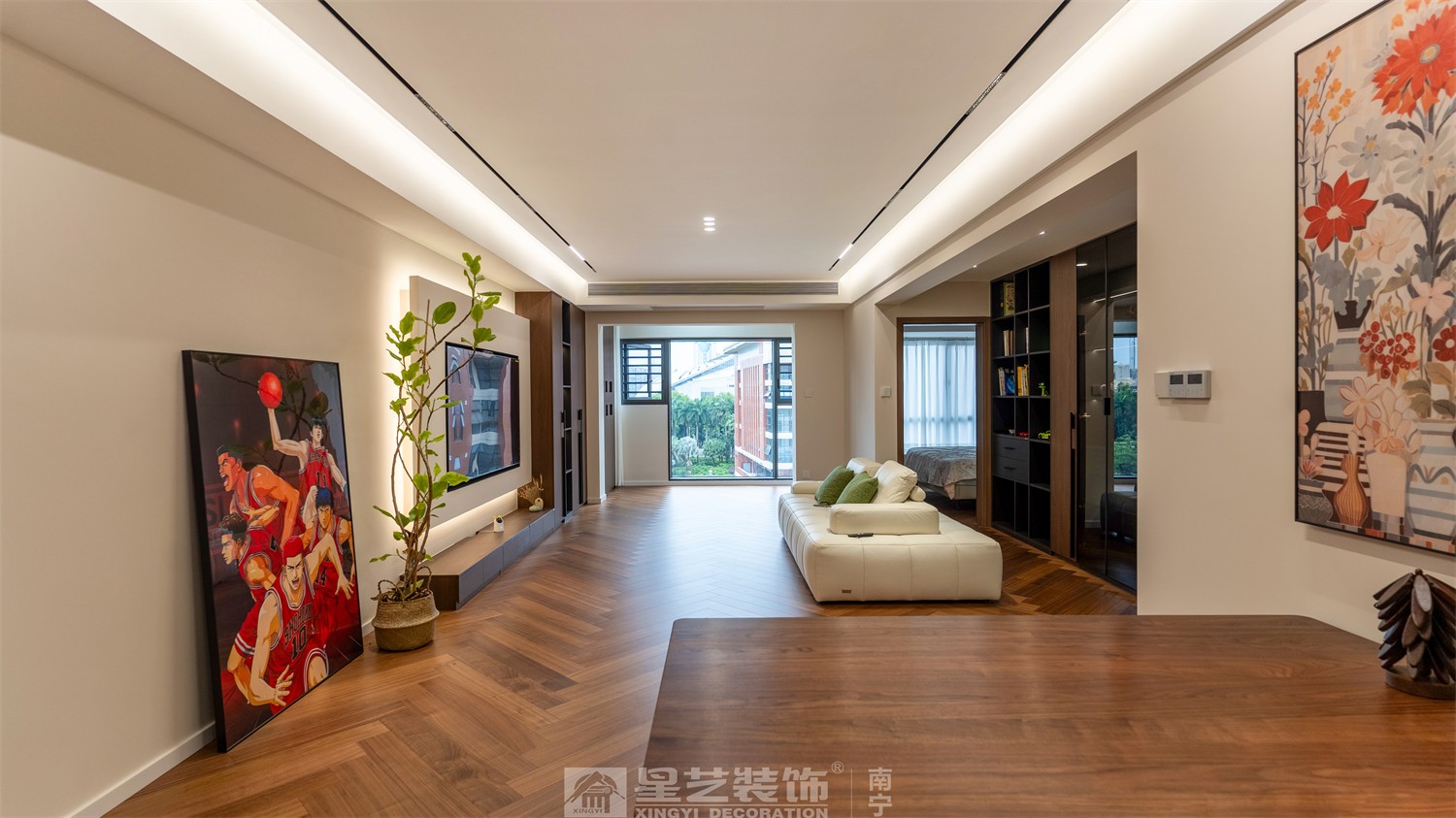 二中新民小區(qū)意式輕奢客廳裝修完工實(shí)景圖