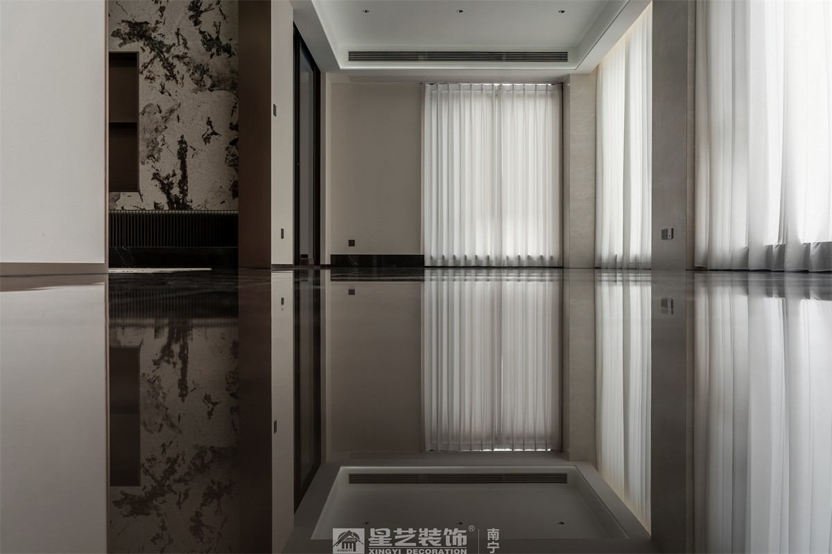 保利君悅灣200平輕奢陽臺裝修完工實(shí)景圖