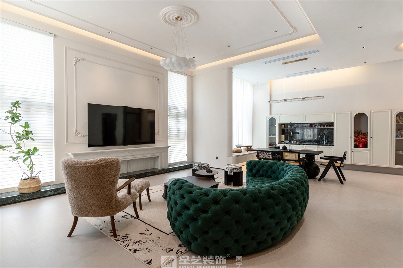 盛世江山300平中古風客廳裝修完工實景圖