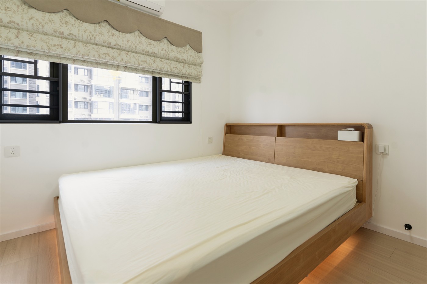 保利領(lǐng)秀廣場75平奶油風(fēng)臥室裝修實景圖