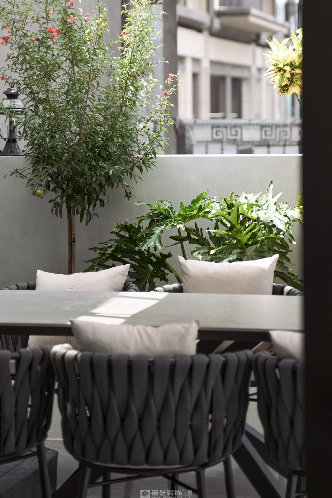 建發(fā)五象印月300平現(xiàn)代輕奢陽臺(tái)裝修效果圖